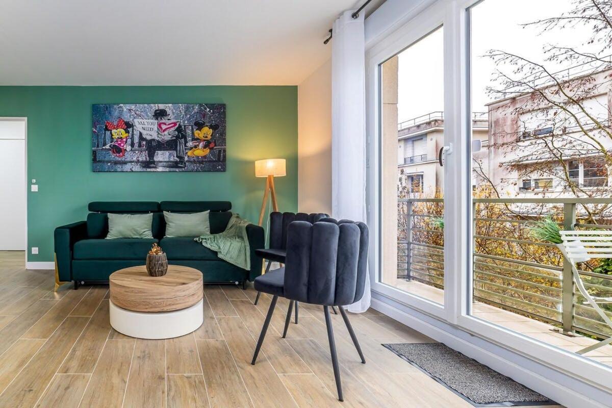 L'Emeraude Magic Dreams Near Disneyland Villa Монтеврен Екстериор снимка